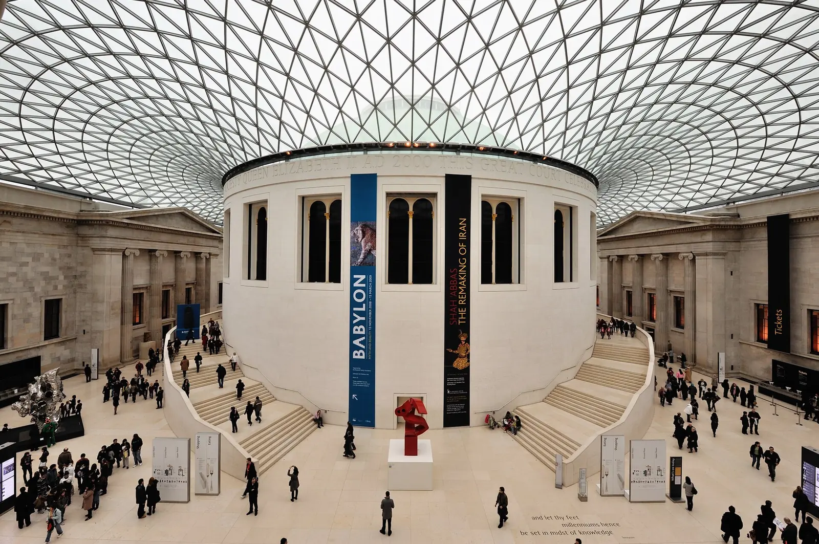 London on a Budget: Free Museums, Parks and Smart Transport